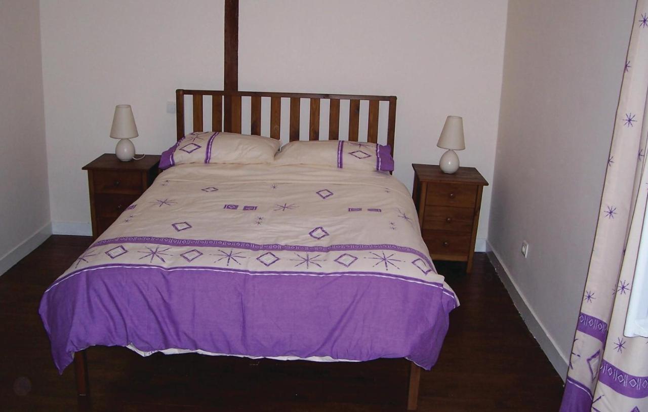 Lovely Home In Chateauneuf Du Faou With Wifi Saint-Thois Dış mekan fotoğraf